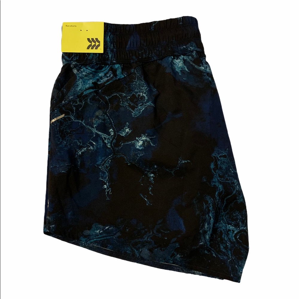 Running shorts - all in motion